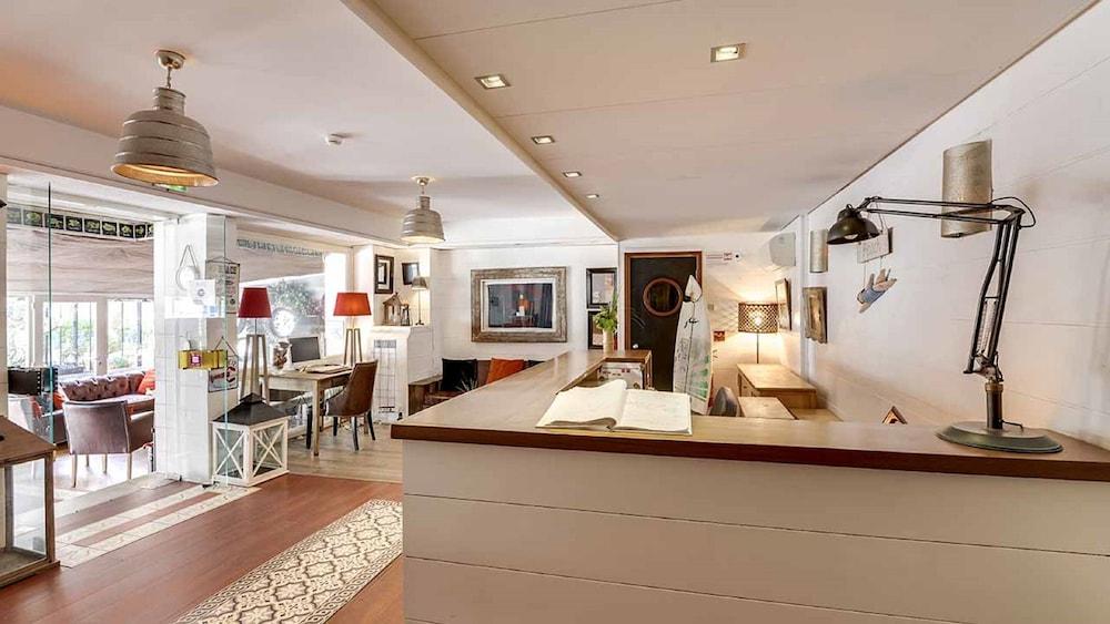 Hotel De L'ocean 3*
